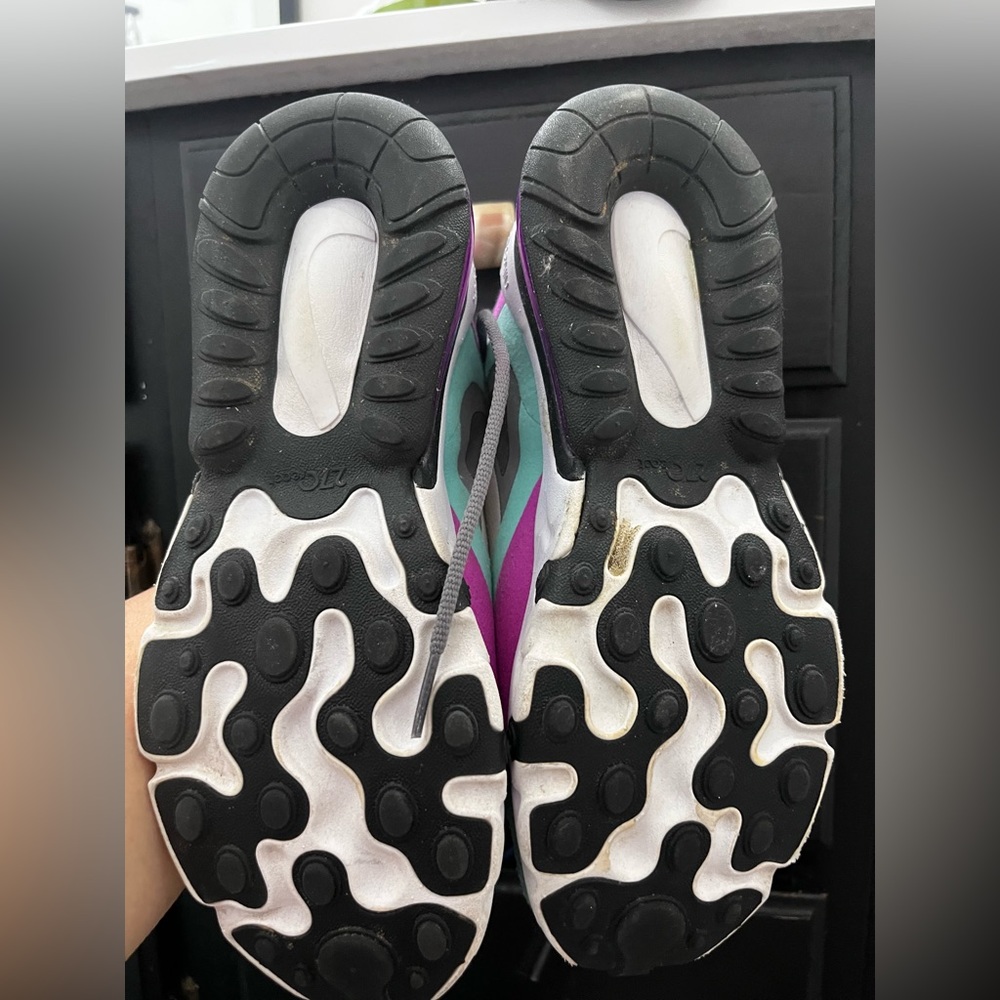 Nike Air Max 270 React youth - Picture 2 of 5